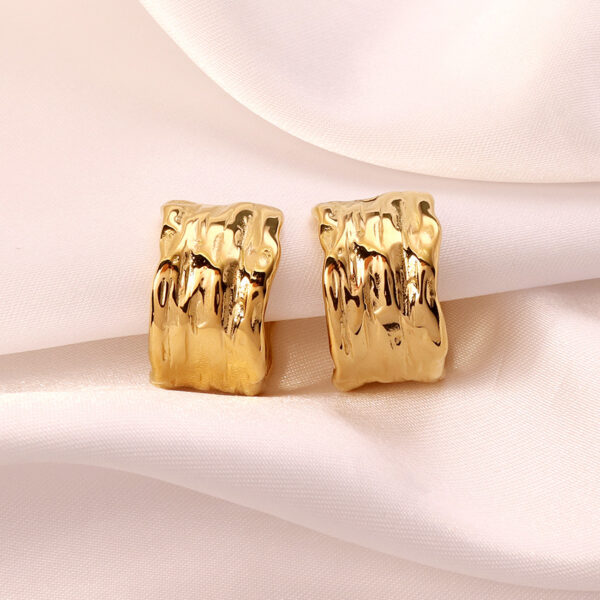 Wholesale Stainless Steel 18K Gold Pleated Geometric Exaggerated Earrings