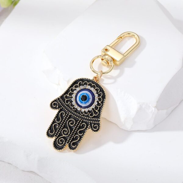 Wholesale Hand of Fatima Drip Oil Devil Eye Pendant Keychains
