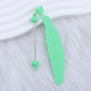 7-light grass green (three shapes mixed hair)