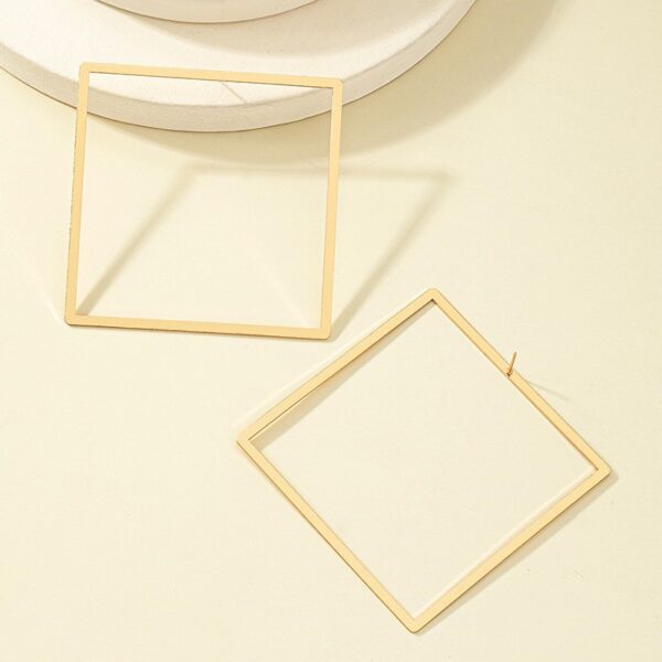 Wholesale Metal Oversized Rectangular Frame Alloy Earrings