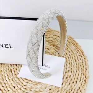 2024 new South Korea high-end feeling pearl with diamond hair hoop women's sweet fashion all-match light luxury shiny rhinestone hair bundle