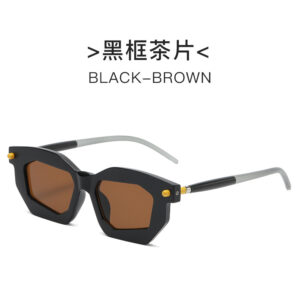 Black frame tea slices