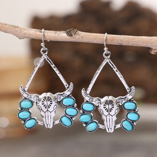 O1CN01uZDLtc1qyMXxy2wnA_2206372095564-0-cib Wholesale Western Style Cow Head Turquoise Alloy Earrings