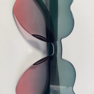 Green on top and pink on bottom