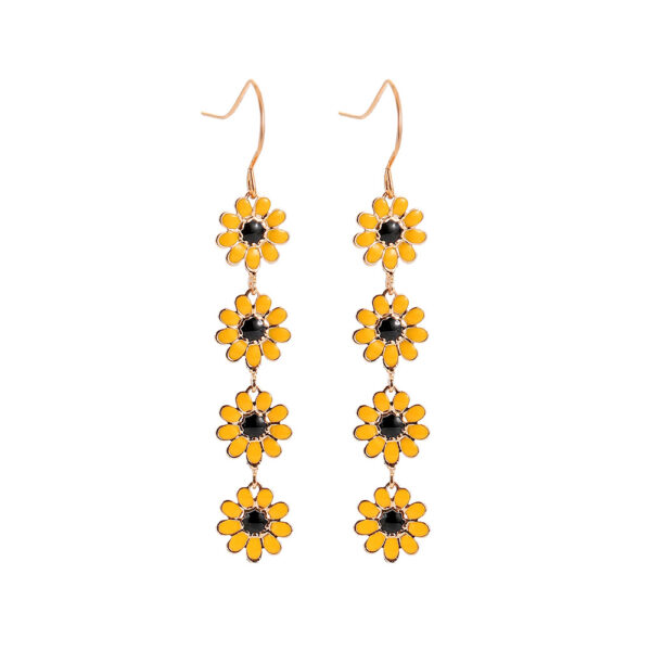 Wholesale Small Daisy Small Flower Color Alloy Earrings