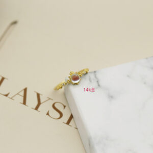 14k gold (lighter color) / US Code 7