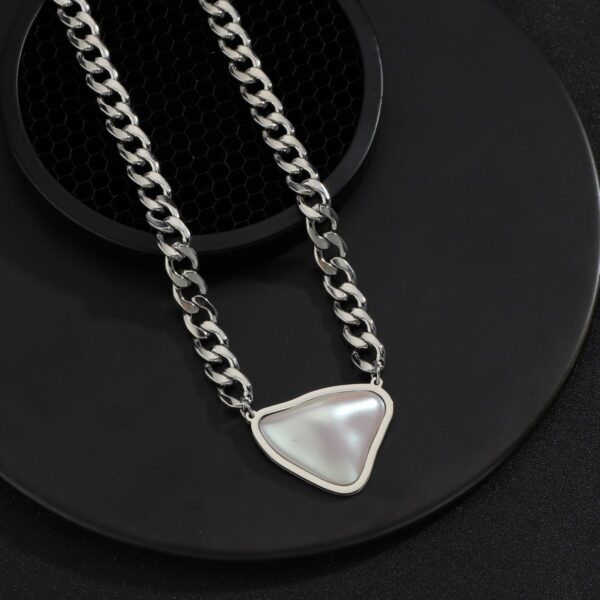 O1CN01v5wO6K25XXSqiu2VF_2525097536-0-cib Wholesale Titanium Steel Heart Shape Gemstone Pendant Clavicle Necklace
