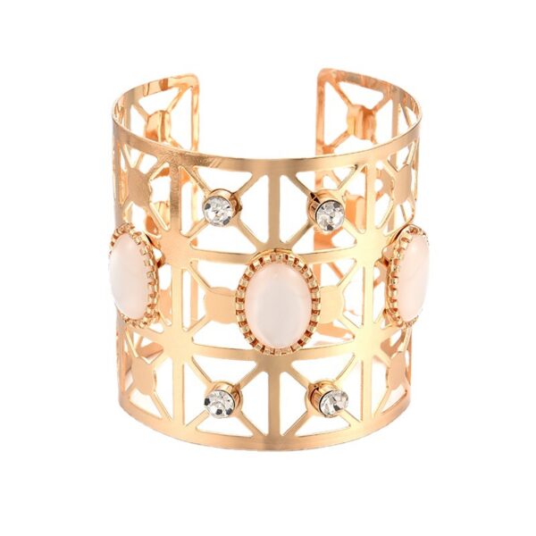 Wholesale Exaggerated Metal Oval Turquoise Open Hollow Bracelet