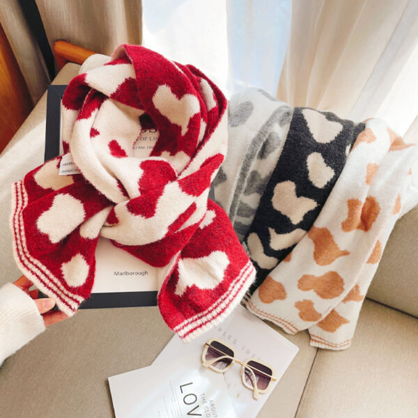 O1CN01vG5e0H25QfbaTHa2P_2214963367521-0-cib Wholesale Winter Cow Pattern Knitted Polyester Scarf