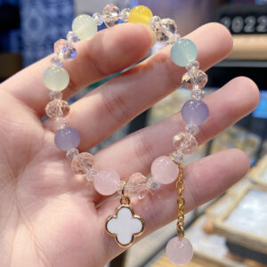 R18 White Clover bracelet candy color