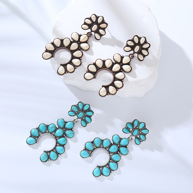 Wholesale AliExpress hot cross-border Europe and the United States exaerated earrings personality retro fan turquoise hollow earrings earrings