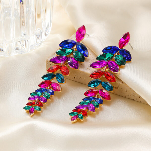 O1CN01vPdc9d2II3EXxPIBq_2473019262-0-cib Wholesale Colored Diamond Full Diamond Long Leaf Earrings