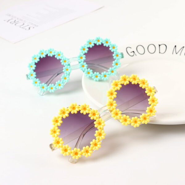 O1CN01vSq6JZ1NmLCa3Xlm1_2916751612-0-cib Wholesale Sweet Little Flowers Kids Sunglasses AC