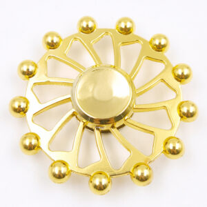 JS04 golden Ferris wheel
