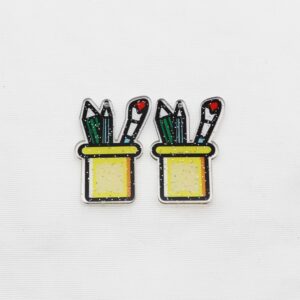 Pen holder / With holes