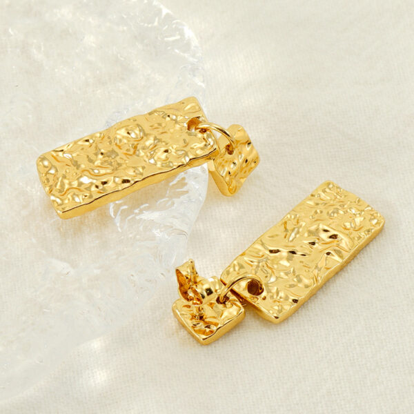 O1CN01w54rK51p57DQa61or_2206851935308-0-cib Wholesale Stainless Steel Geometric Interlocking Gold Plated Earrings