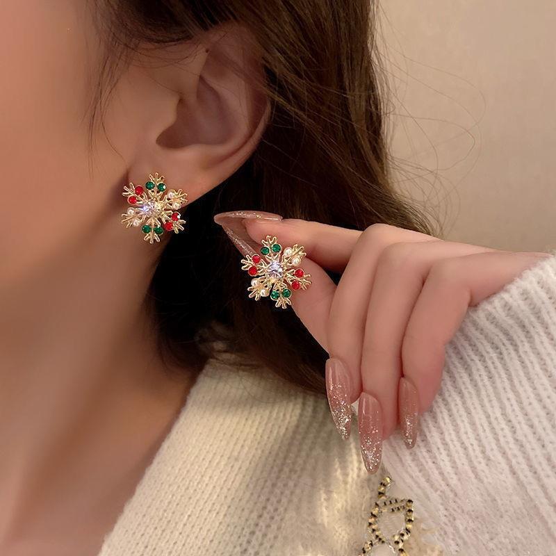 Wholesale European and American Cross-Border Christmas Ornaments Diamond Snowflake Earrings Light Luxury High-End Fashion Creative Pearl Earrings Wome
