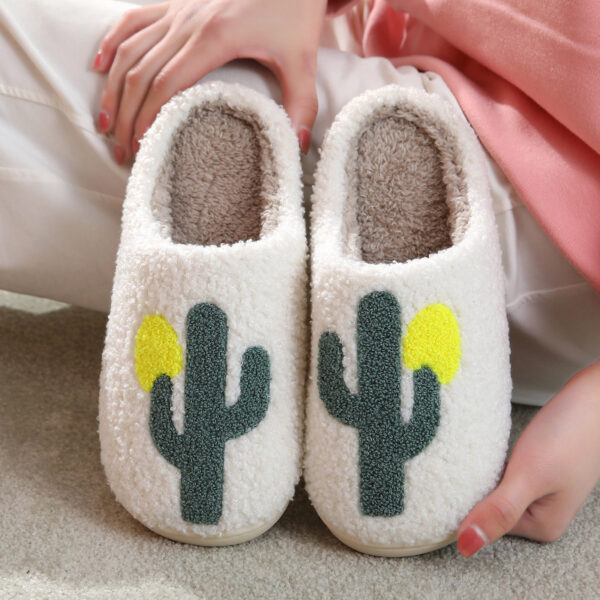 Wholesale New Cactus Thick Anti-slip Cute Winter Cotton Slippers