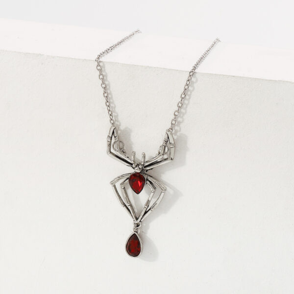 Wholesale Halloween Creative Ruby Spider Necklace
