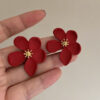 O1CN01wXYBIJ28NPbiebLUR_2259887920-0-cib Wholesale Vintage Romantic Flower Metal Earrings