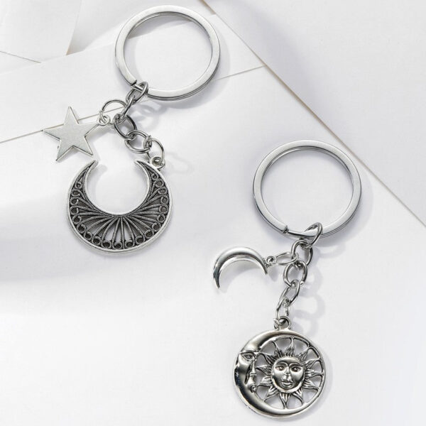 O1CN01xFrljg1bFjfQea94Z__2857743436-0-cib Wholesale Alloy Sun Moon Star Key Keychain