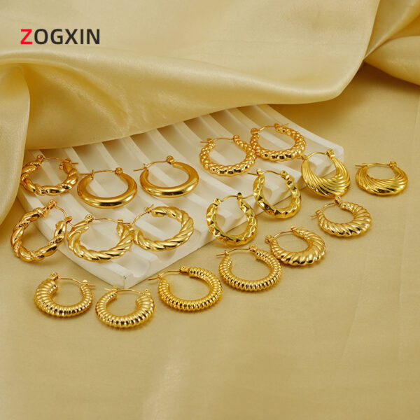 Wholesale titanium steel geometric 18K gold-plated earrings