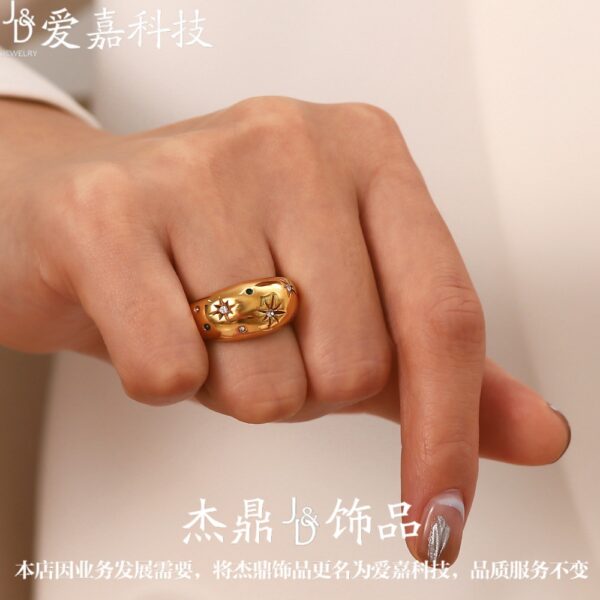 Wholesale 18K Gold Stainless Steel Six Pointed Star Zircon Ring