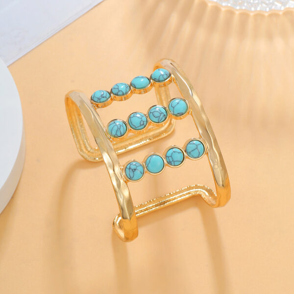 O1CN01xrnAwF1IWhf21bNKX_3494910901-0-cib Wholesale Imitation Turquoise Boho Geometric Metal Bracelet