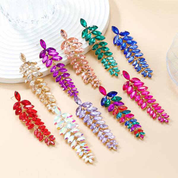 O1CN01y9zfzs2II3EdnWLC7_2473019262-0-cib Wholesale Colored Diamond Full Diamond Long Leaf Earrings