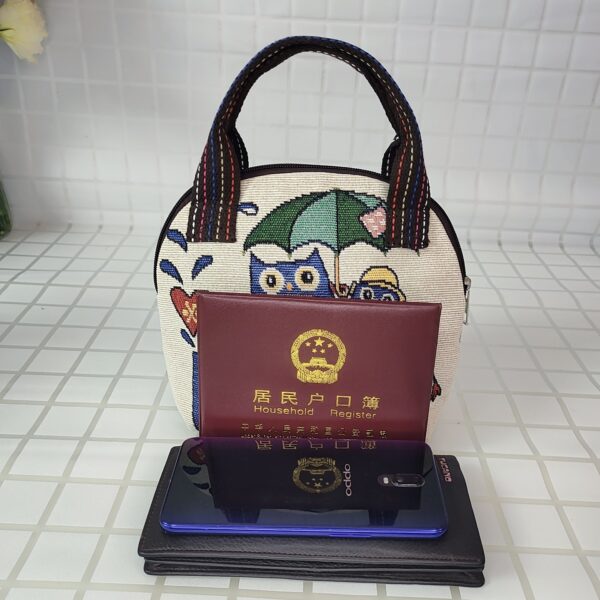 Wholesale Cotton and Hemp Embroidered Shell Type Portable Bag