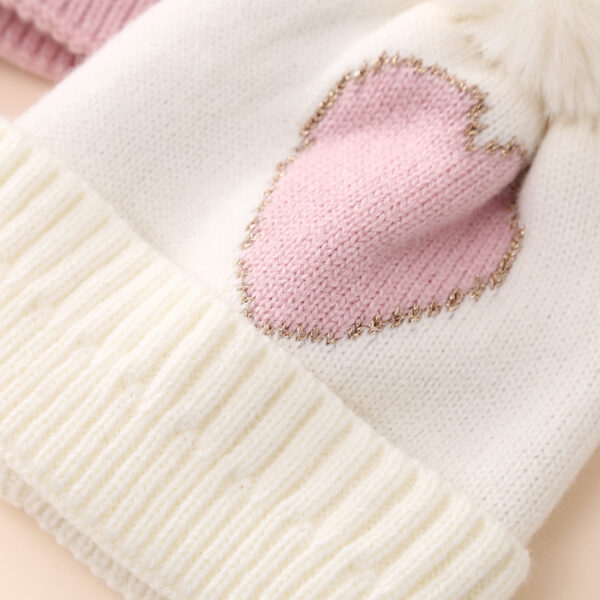O1CN01yC7UNY1p8mKxmvU6u_2206668985316-0-cib Wholesale Winter Baby Knitted Hat Jacquard Love Hat