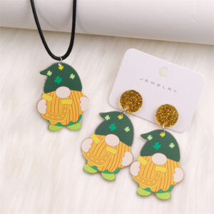 Horseshoe dwarf-suit