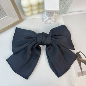 Black Internet celebrity bow