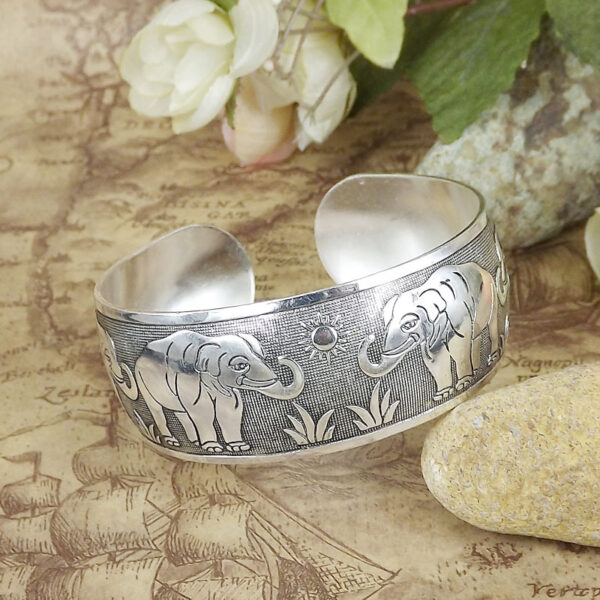 Wholesale Tibetan Style Alloy Bracelet