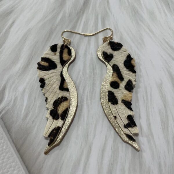 Wholesale Genuine Leather Feather Sparrow Earrings