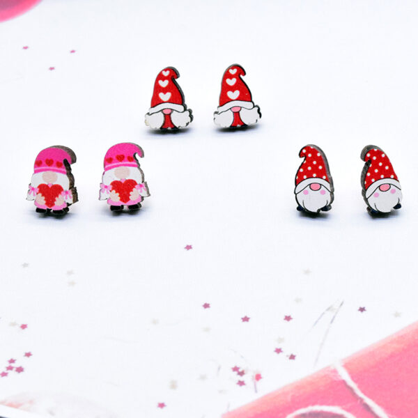 O1CN01yyT5XG215pDdosqaO_4097876934-0-cib Wholesale Cartoon Valentine's Day Christmas Wood Earrings