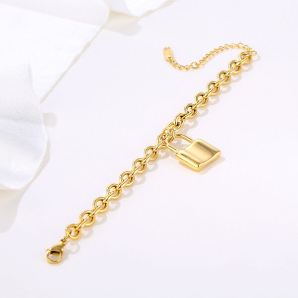 Wholesale Gold Pendant Stainless Steel Bracelet