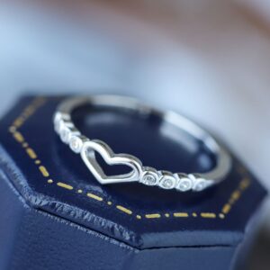 O1CN01zE8vLN2JdrhwfCrHm__2214654719445-0-cib Wholesale Hollow Diamond Heart Shaped Sterling Silver Ring
