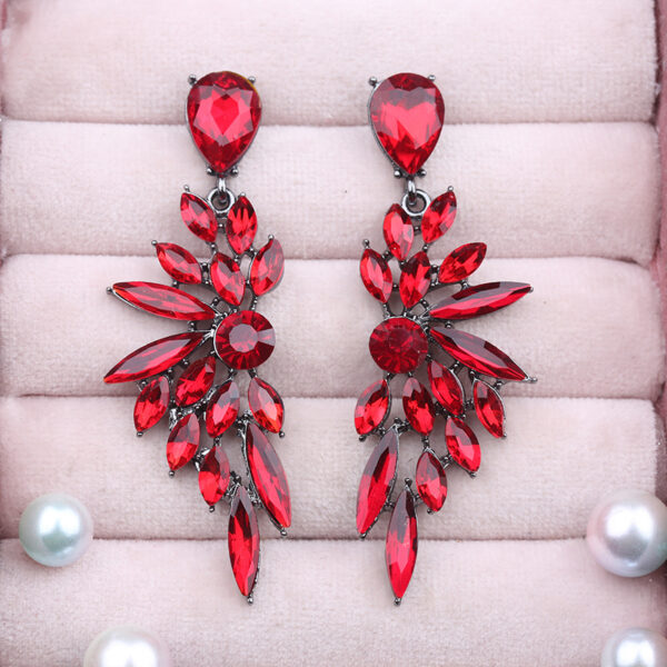 Wholesale Crystal Symmetrical Wings Zinc Alloy Earrings