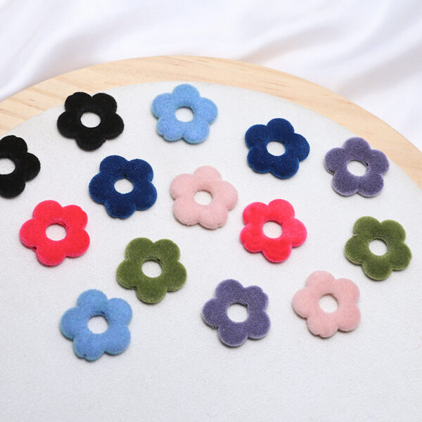 O1CN01zNi2d51Rx76sHf5IV_2200763052177-0-cib Wholesale of Retro Velvet Hollow Large Flower Bead Jewelry Materials