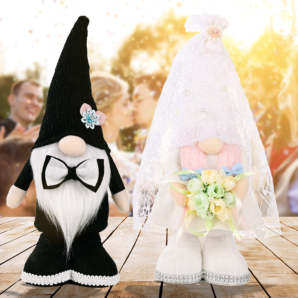 Wholesale Non-woven Bouquet Doll Ornaments