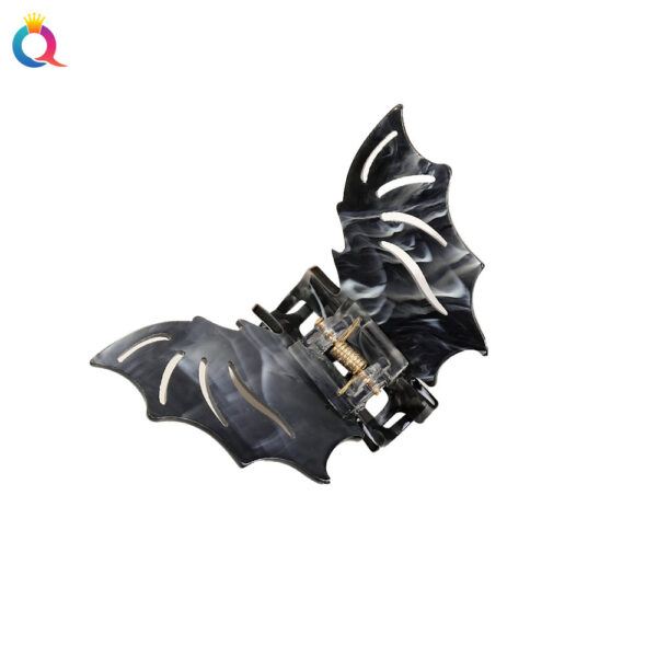 O1CN01zxDxBx1jqqmWRd3JA_2847654600-0-cib Wholesale Halloween Bat Funny Shark Grab Clip