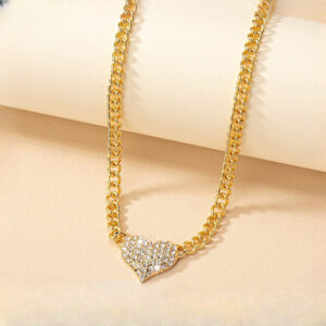 Wholesale Full Diamond Retro Heart Shaped Necklace Collarbone Chain