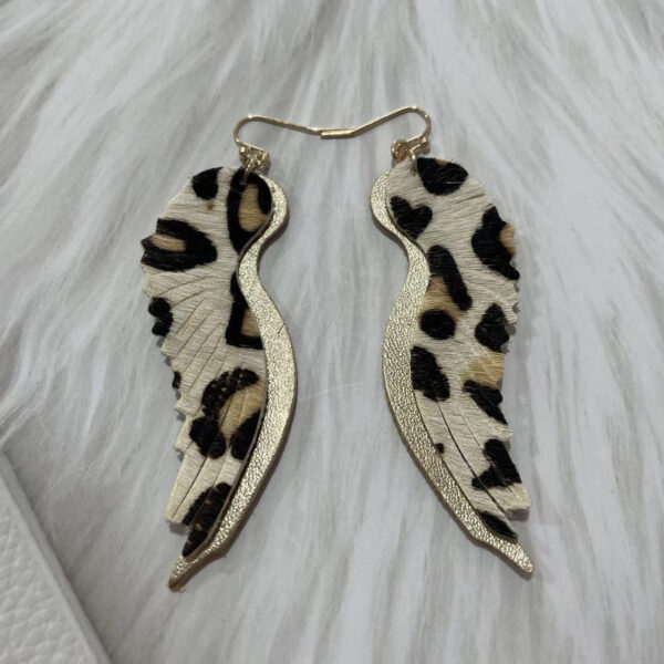 Wholesale Genuine Leather Feather Sparrow Earrings