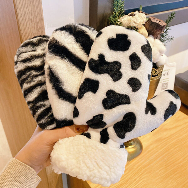 Wholesale Warm Thickened Plush Zebra Print Cow Print Gloves