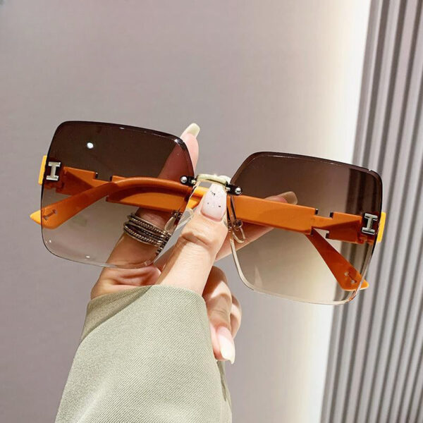 Wholesale Frameless Edge Gradient High-end Sunglasses