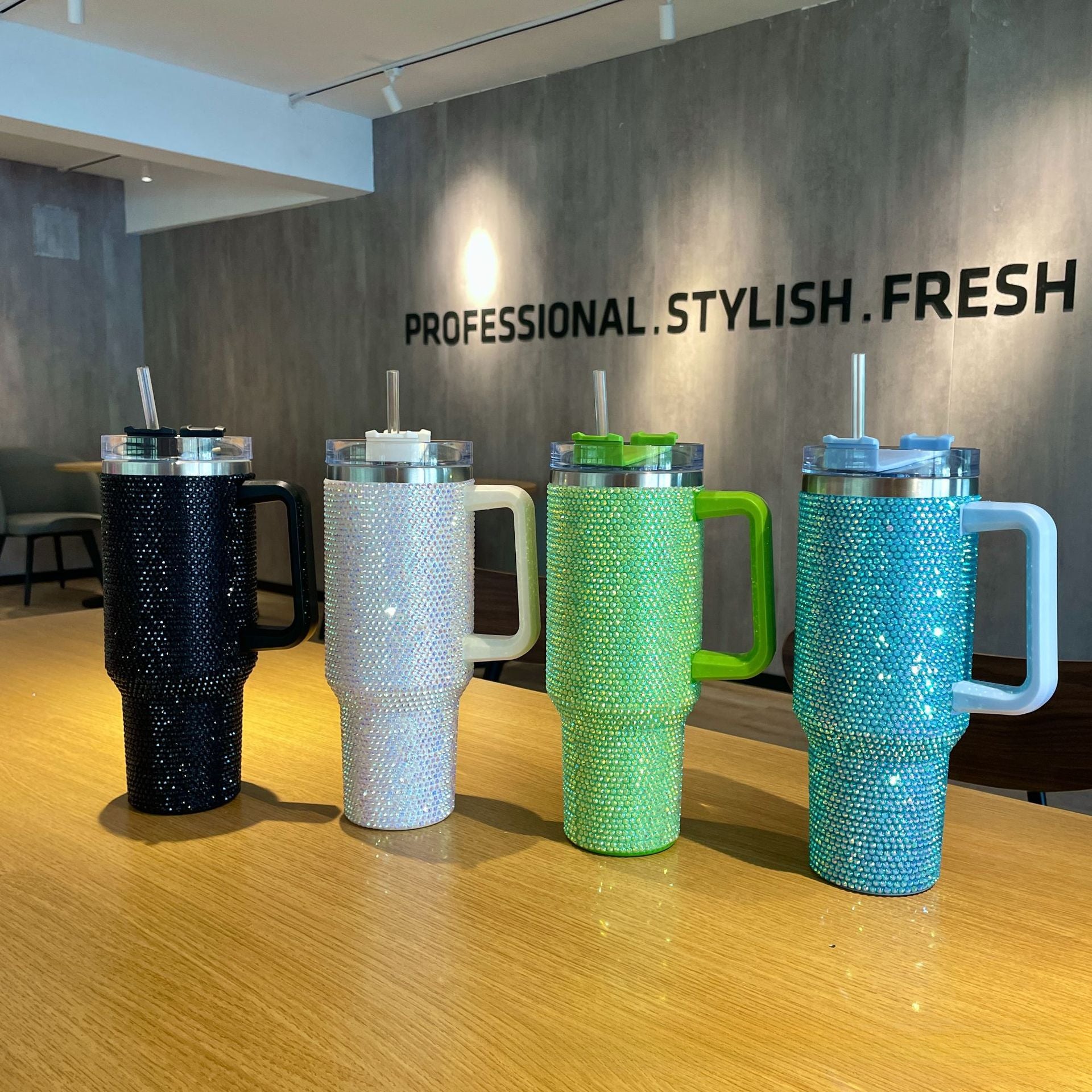 Wholesale Tumbler Stainless Steel Vacuum Car Large Capacity Insulated Ice Bullies C