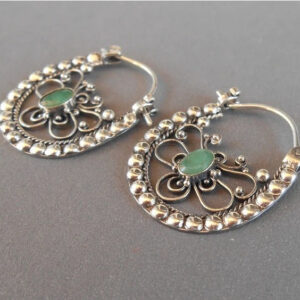 Wholesale Vintage Hollow Emerald Alloy Earrings