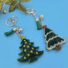 oly-aa06afa944a3eefd57d946d67b4b04de Wholesale Christmas Tree Diamond Keychain