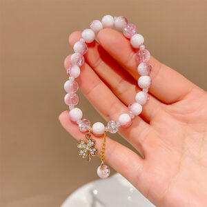 Peach blossom pink four leaf clover
